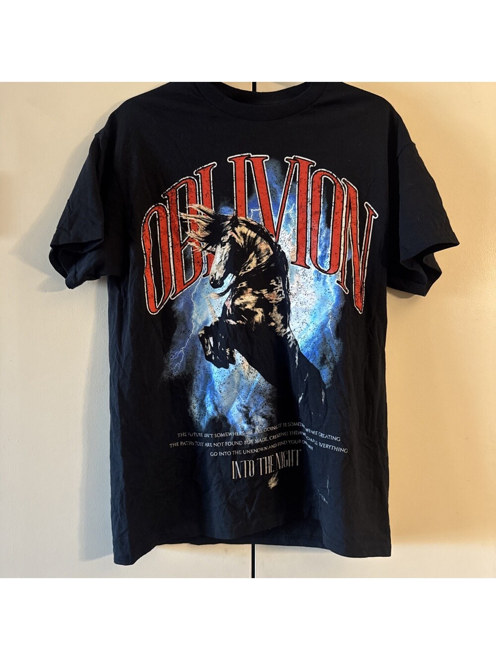 PacSun Oblivion Into The Night Horse Graphic Tee Shirt Black Mens Size M
